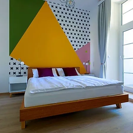 Aparthotel Avantgarde 4*